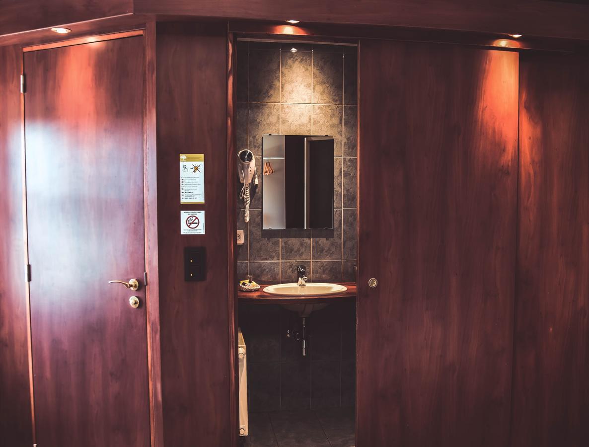 Hotel L'Etoile De Marie Rocroi Eksteriør bilde